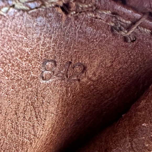 Authentic Louis Vuitton Vintage Monogram Leather Wristlet Pochette Sport Clutch. - Picture 7 of 16